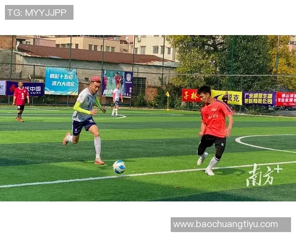 全明星云集的巅峰对决 足球巨星们激情碰撞呈现完美对抗